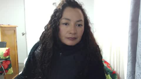 Snapshot of kawit1 chatting on 03-12-26, 08:04 Khawit online show from 03-12-26, 08:04