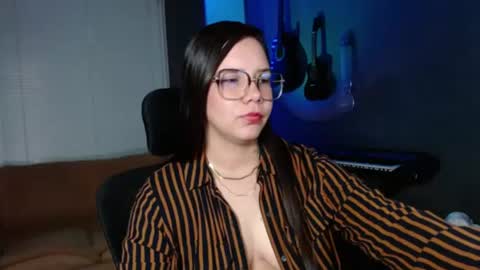 Kay online show from 06-25-26, 05:50