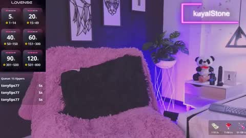 Cattleya stone online show from 02-26-25, 01:52