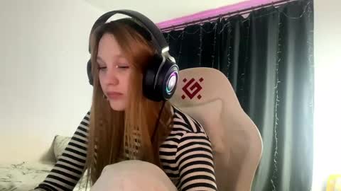 Amia online show from 04-17-26, 06:55