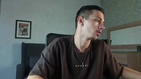 Snapshot of kaydendrew chatting on 07-29-26, 04:21 KaydenDrew online show from 07-29-26, 04:21