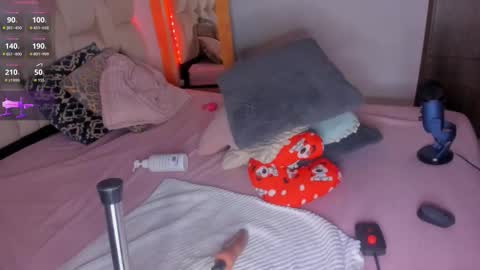 Snapshot of kayla_ada chatting on 10-17-25, 02:15 Kayla online show from 10-17-25, 02:15