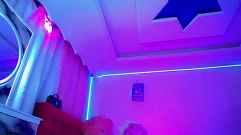 Snapshot of kayla_sexx chatting on 06-14-26, 12:41 kayla_sexx online show from 06-14-26, 12:41