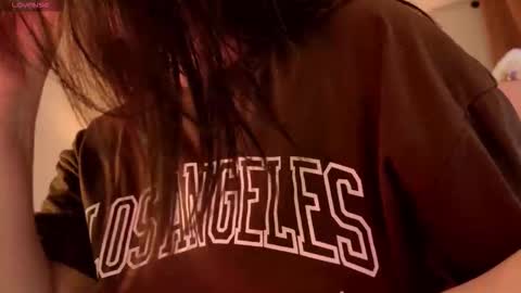 Snapshot of kaylacollins1 chatting on 12-16-25, 12:26 Kayla online show from 12-16-25, 12:26