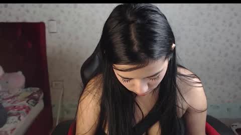 Kayla online show from 10-20-25, 07:42