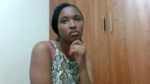 Snapshot of kaylar005 chatting on 07-31-26, 04:17 kaylar online show from 07-31-26, 04:17