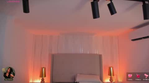 Kayla online show from 04-21-26, 01:42