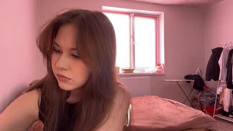 Nyelle online show from 04-04-26, 01:19