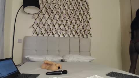 Kaylee online show from 04-07-26, 09:43