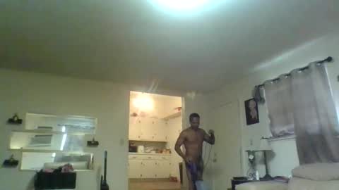 Snapshot of kayleekakesnslim chatting on 12-18-25, 04:13 kaylee kakes online show from 12-18-25, 04:13