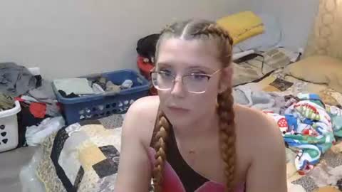 kaylee kakes online show from 05-02-26, 08:47
