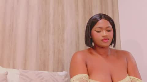 Snapshot of kaylie_mitchel chatting on 09-16-25, 10:55 KAYLIE online show from 09-16-25, 10:55