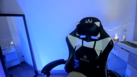 kaylie online show from 07-02-26, 03:23