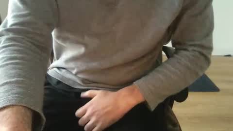 Snapshot of kaywolf89 chatting on 02-17-25, 09:46 Neon online show from 02-17-25, 09:46