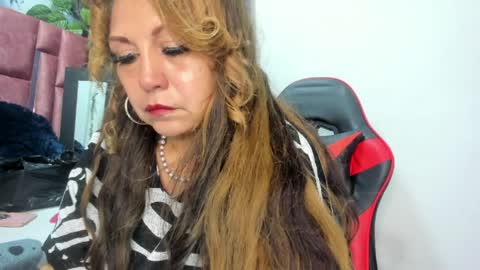 KAZSANDRAH online show from 04-08-26, 04:34