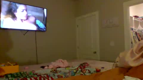 Snapshot of kbaby708076 chatting on 01-10-26, 09:55 Kbaby online show from 01-10-26, 09:55