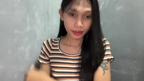 Its me Cora online show from 11-28-25, 05:21