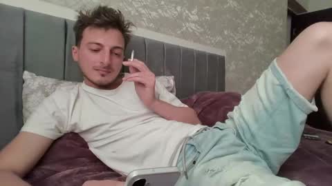 Snapshot of keetherwulf chatting on 05-20-26, 01:17 keetherwulf online show from 05-20-26, 01:17