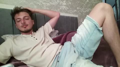 Snapshot of keetherwulf chatting on 05-24-26, 02:11 keetherwulf online show from 05-24-26, 02:11
