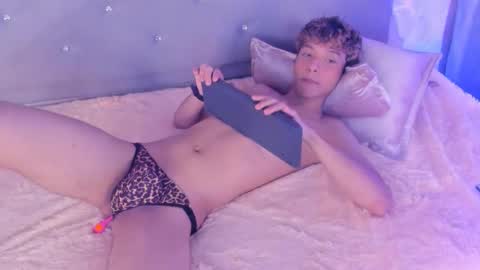 kei oliver online show from 02-14-25, 04:09