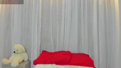 Snapshot of keila_mendoza chatting on 07-12-26, 08:11 Keila online show from 07-12-26, 08:11