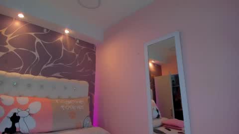 Snapshot of keilalovjack chatting on 02-15-25, 02:15 Keila online show from 02-15-25, 02:15