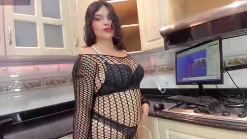 Snapshot of keilynvalencia chatting on 03-30-26, 10:00 online show from 03-30-26, 10:00