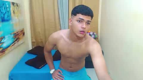 keinner  sexy hot bigcock online show from 10-14-25, 07:03