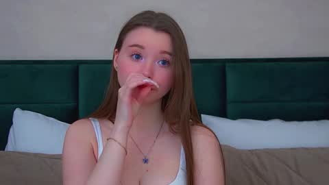 Keira online show from 02-26-26, 06:40