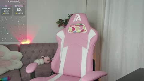   online show from 01-08-25, 12:17