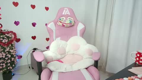   online show from 02-12-25, 11:51