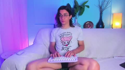 Keita moon online show from 05-18-26, 12:00