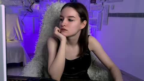 kelliebanshe online show from 04-13-26, 04:51