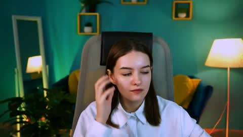 kelliebanshe online show from 05-05-26, 05:15