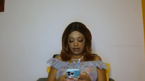 Snapshot of kelliecapri chatting on 10-29-25, 06:59 Kellie online show from 10-29-25, 06:59