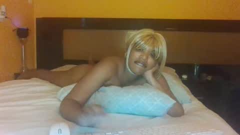 Snapshot of kelliecapri chatting on 03-11-26, 09:54 Kellie online show from 03-11-26, 09:54