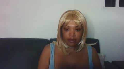 Snapshot of kelliecapri chatting on 03-20-26, 05:12 Kellie online show from 03-20-26, 05:12