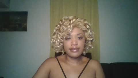 Snapshot of kelliecapri chatting on 06-28-26, 06:30 Kellie online show from 06-28-26, 06:30