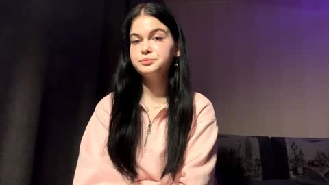 Snapshot of kelligosda chatting on 04-02-26, 03:42 Bella online show from 04-02-26, 03:42