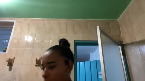 kelly__thomson online show from 12-23-25, 12:52