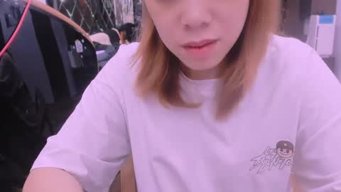 Kelly online show from 05-20-26, 02:40
