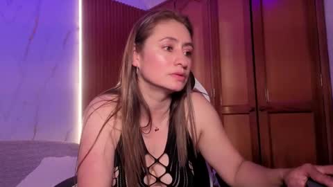 Kelly online show from 05-11-26, 04:04