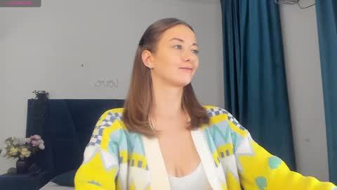 Kelly XO online show from 12-12-24, 02:11