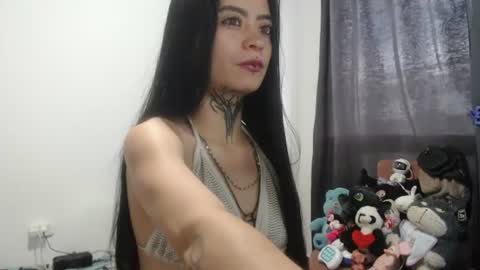 Snapshot of kellyandkataleya chatting on 06-27-26, 10:48 kelly kata Lovense is on PVT ALWAYS OPEN online show from 06-27-26, 10:48