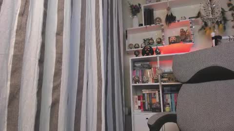 Leia online show from 11-08-25, 06:46