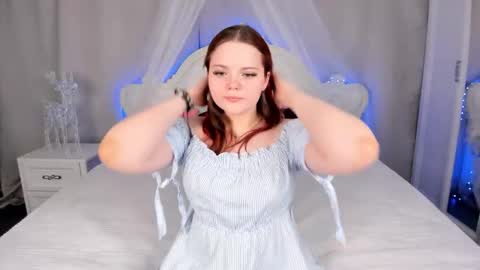 Kellyfiery online show from 11-25-25, 08:36