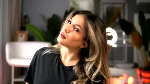 Denise online show from 10-08-25, 01:47