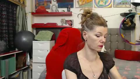 Snapshot of kellynumber chatting on 01-16-25, 06:16 kelly online show from 01-16-25, 06:16