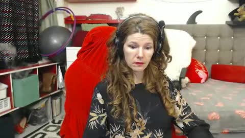 Snapshot of kellynumber chatting on 01-22-25, 11:53 kelly online show from 01-22-25, 11:53