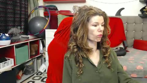 Snapshot of kellynumber chatting on 01-27-25, 01:37 kelly online show from 01-27-25, 01:37